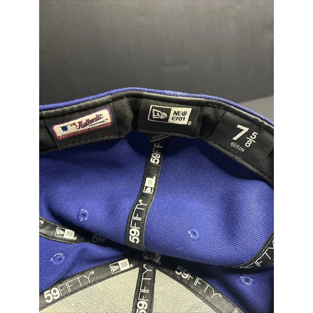 Philadelphia Phillies New Era Hat (lightly Used)